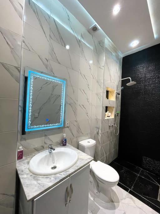 Apartment Berriko Tangier Bagian luar foto