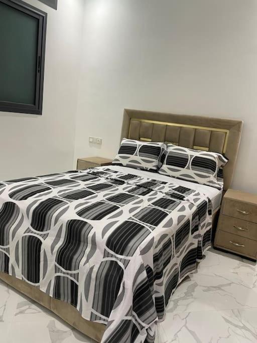 Apartment Berriko Tangier Bagian luar foto