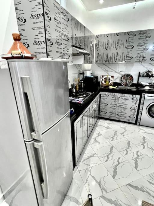 Apartment Berriko Tangier Bagian luar foto